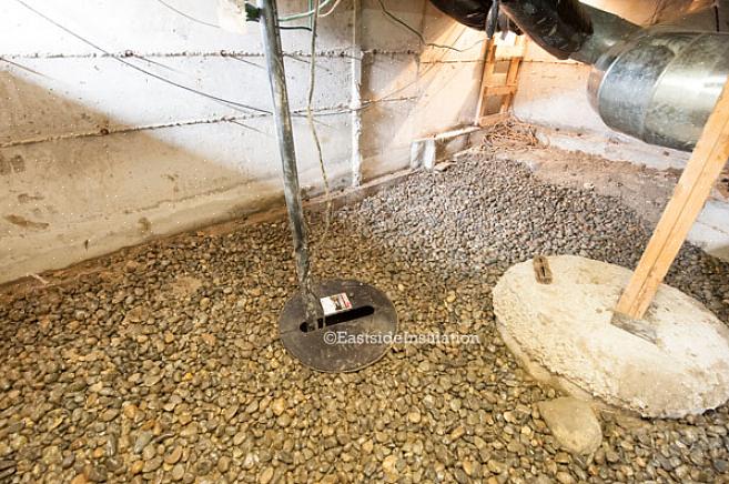 Installation av en sumppump kan vara ett effektivt sätt att hålla vatten från att ackumuleras i en källare