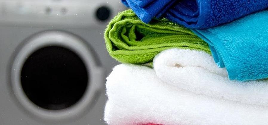För mycket tvättmedel lämnar rester i handdukfibrer