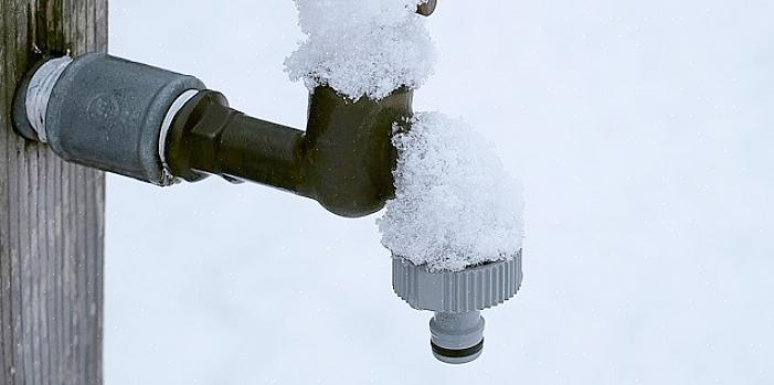 För att förhindra att en vanlig (inte frostsäker) tapp fryser krävs en avstängningsventil på tilloppsröret