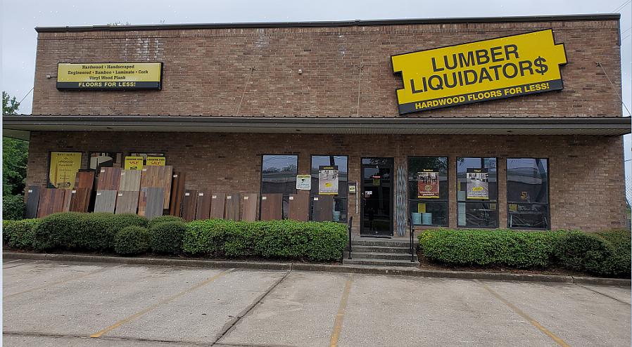 Lumber Liquidators säljer ett brett utbud av lyxiga vinylplankgolv