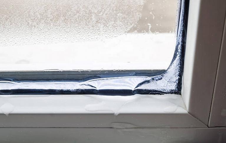 Kanterna på glasrutorna i IGU-fönster med dubbla eller tredelade rutor är inbäddade i ett tätningsmaterial
