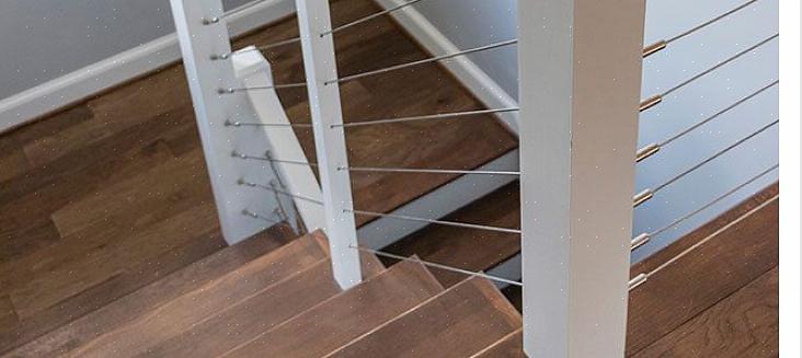 Definitivt en av de snyggare trappdesignidéerna i vårt galleri ― böjda trappor med snygga